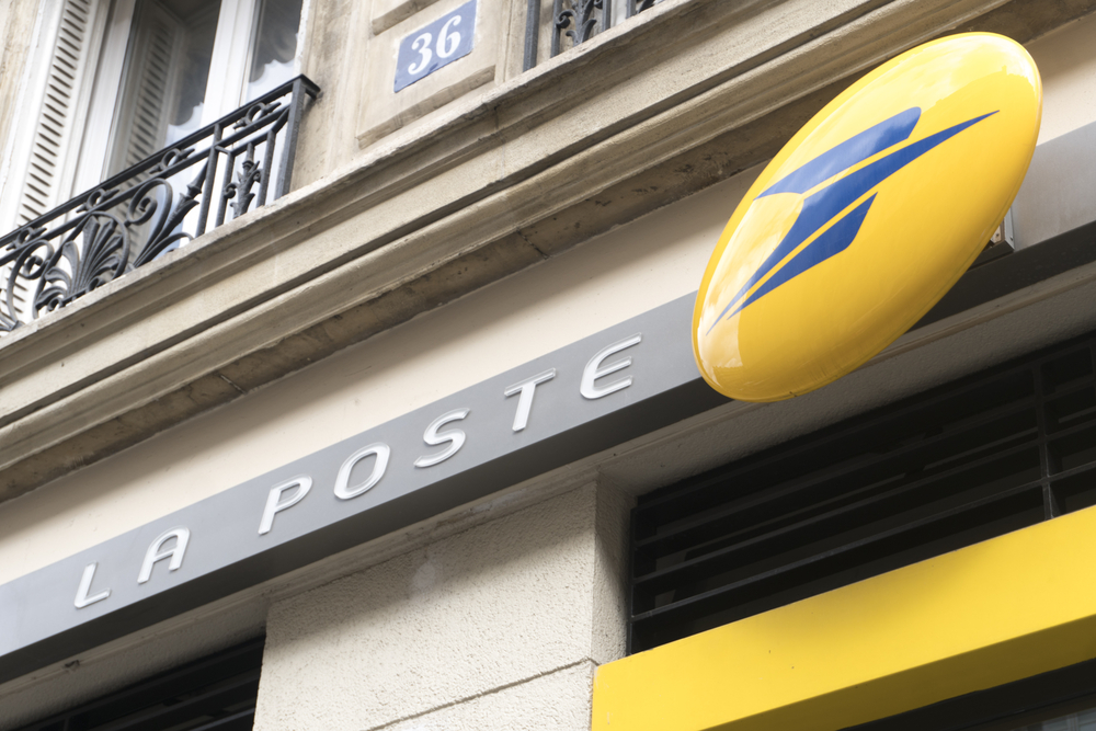 La poste française a choisi l'open source avec apiz ERP et postgresql